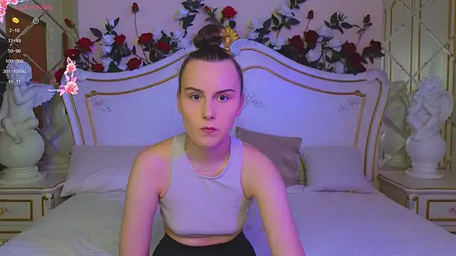Kelly_Cartier on StripChat 