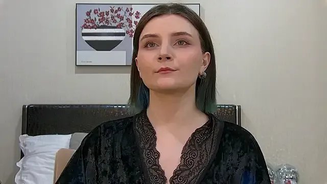 KellyStone — massage legs with oil