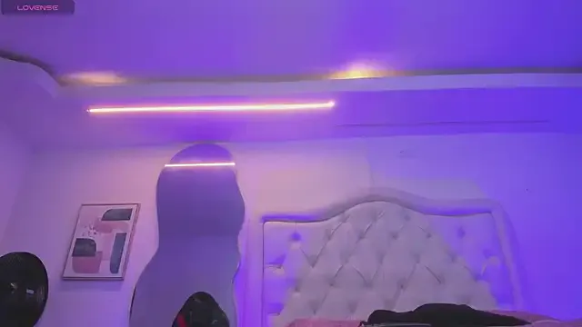 kiara_velvet_ — flas tits daddy