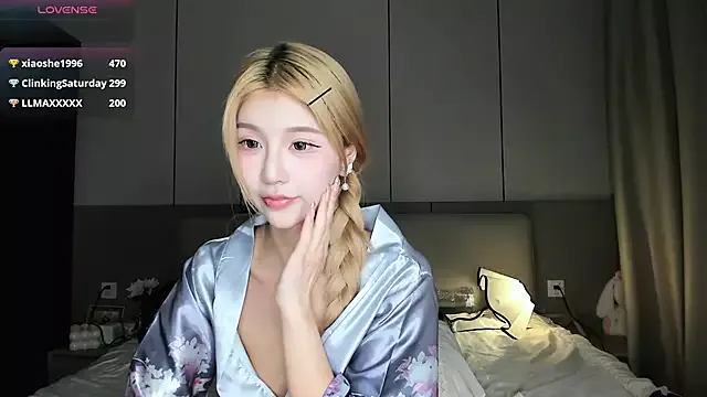 Kiki--2025 on StripChat 