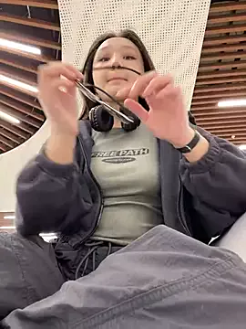 KissMeEva on StripChat 