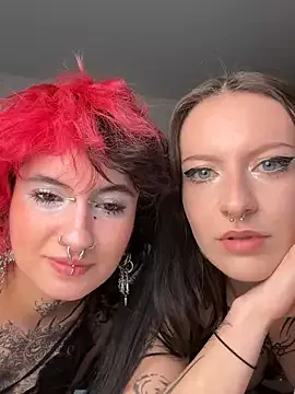 kittlunixx on StripChat 