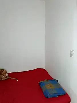 Kymy_marquez — Play dildo in pussy