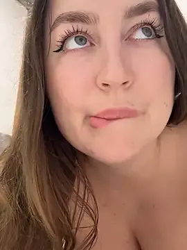 Lady_MiaOlson — Squirt + 3 Squirt videos for last tip