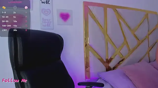 LanaJones_ on StripChat 