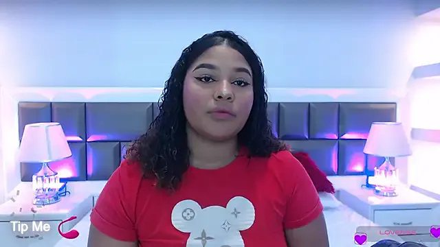 LennaEvans on StripChat 