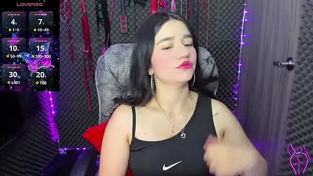 lilihot_ on StripChat 