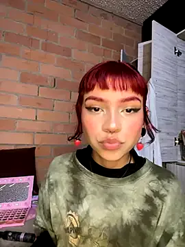 lily_sex-- — Naked x5min