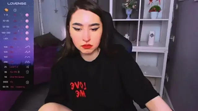 Lily_xBabe on StripChat 