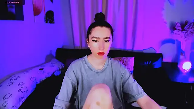 Lily_xBabe on StripChat 