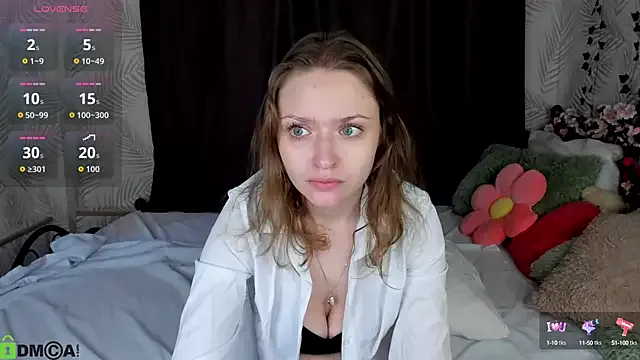 Linda_Bryant — Flirting with breasts