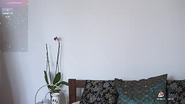 LitleSun on StripChat 