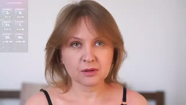 LitleSun on StripChat 