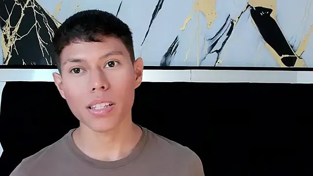 Little_liam on StripChat 