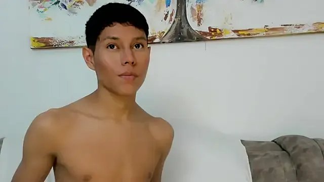 Little_liam on StripChat 