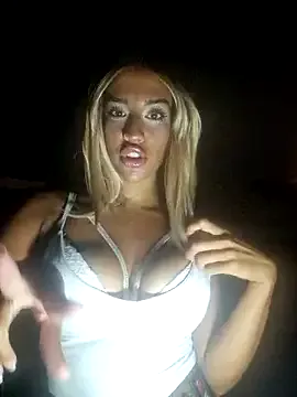 Littlenoah07 on StripChat 