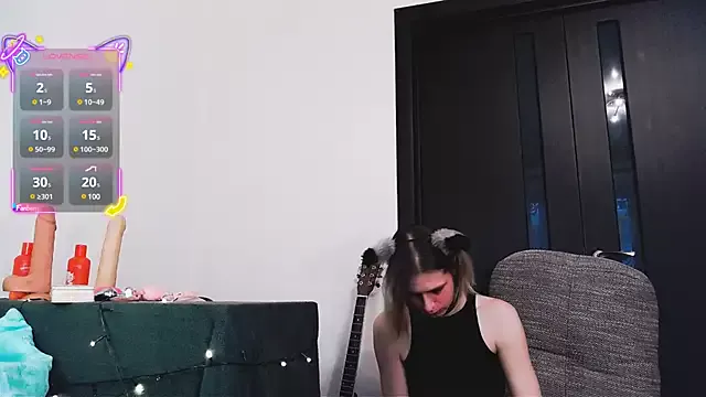 Littlepinkcat on StripChat 