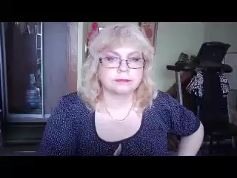 LOLA8888 on StripChat 