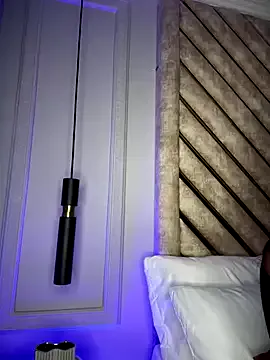 Lola_King — Let's masturbate together 