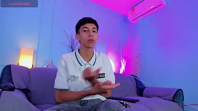 Lucian_Davi — CUM