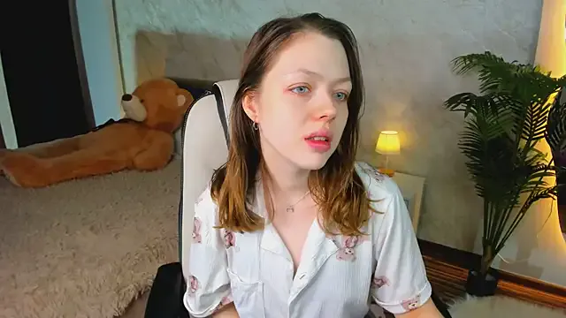 Lunar_Lily — oil tits
