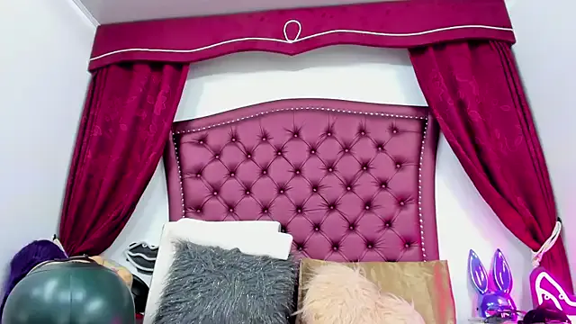 Maddissonlove on StripChat 