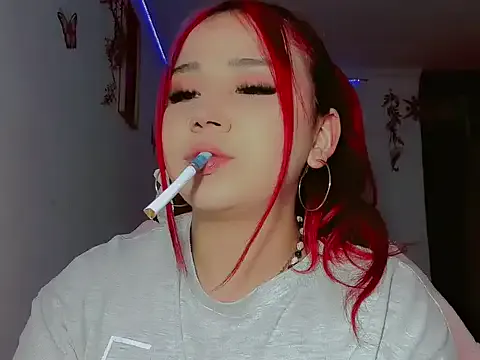 madisonx17 — show saliva, blow job +naked