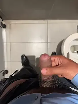 male62 — Cum out in public