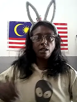 mamakarma1403 on StripChat 