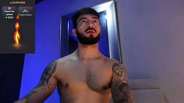 MarkWalker__ — Shirt & underwear off, get me highhhh