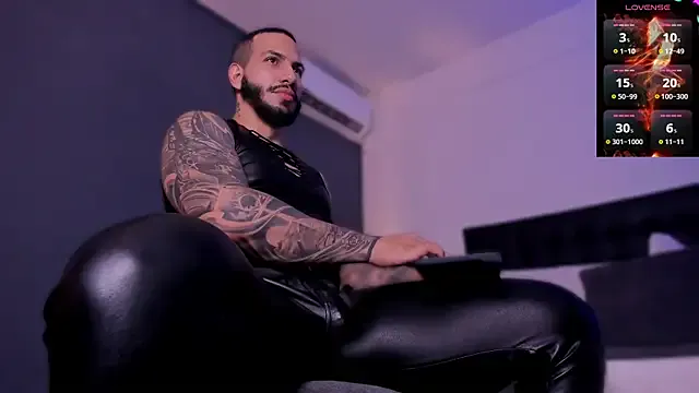 Matt_Ferrer on StripChat 