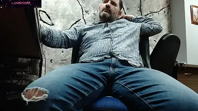 Maxi_thebig_daddy — Shot Cum In My Belly