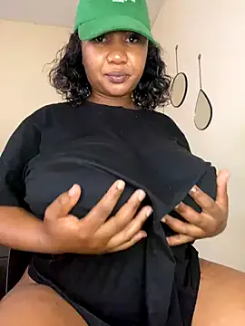 MayaPassion on StripChat 