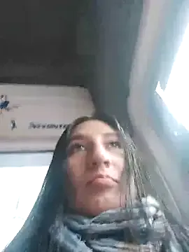 MerlyG_ — HI MIA, KISSES