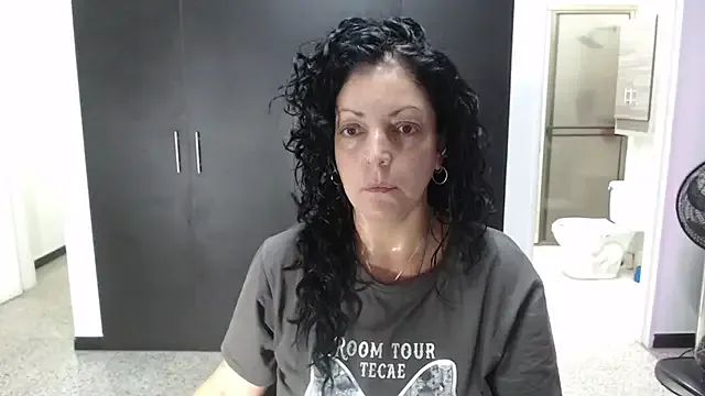 mijal_queen — Make me happy in my red days   