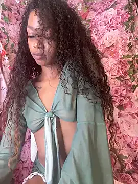 mismialove on StripChat 