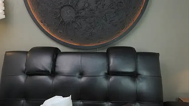 miss_sharlotte18 on StripChat 
