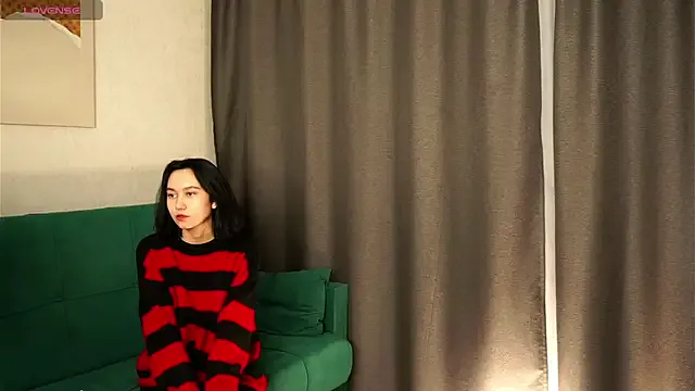 Mollyhub69 on StripChat