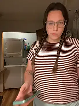 Mommasaurrex — Titty tease