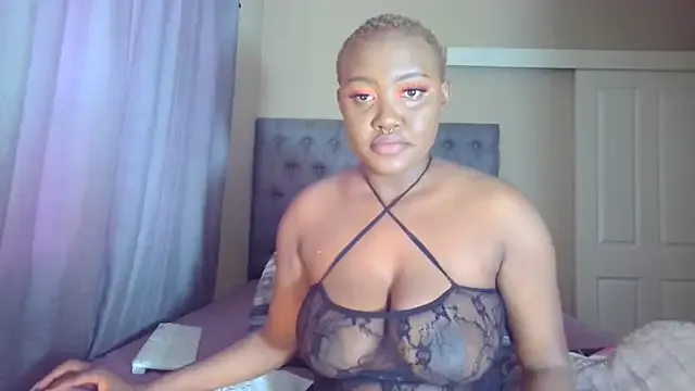 nanababe1 on StripChat