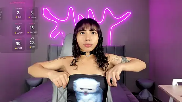 nanii_velvett on StripChat 