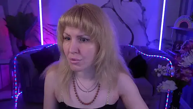 NatalyChanell on StripChat 