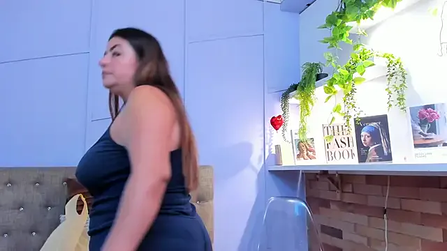 nathalie_rossel — Anal Games x5 min