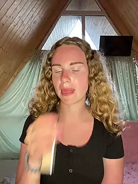 nemesidaM on StripChat 