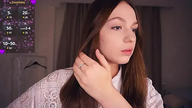 NguyetHankey — put finger in my pussy