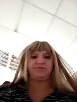 Office_Albertina on StripChat 
