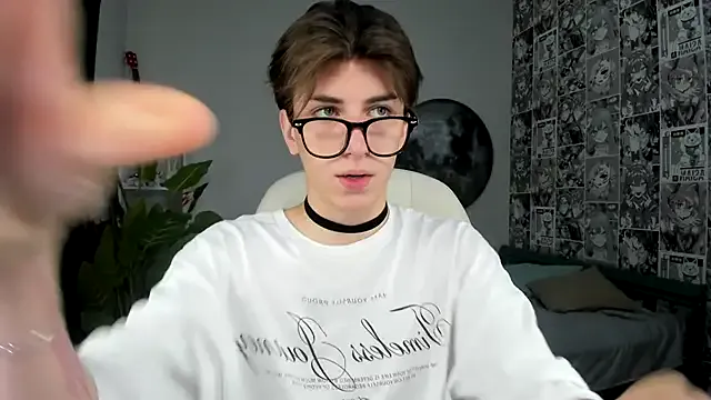 Oliver_Starboy — Show soft cock