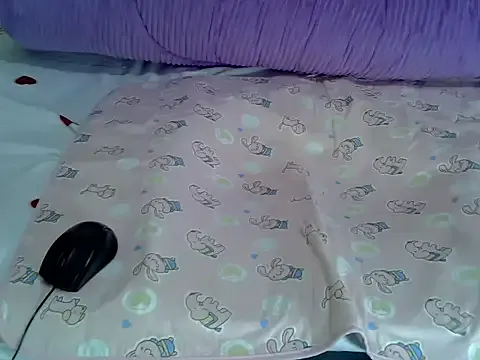 Pinkyy2002 — I'm new here my loves,show me some love