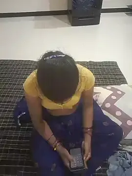 RAYI_Queen_3 — Fuck in public