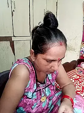 reemacouple007 on StripChat 